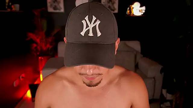 Snapshot of Aaronfox_x chatting on 1, 10, 2025 Aaronfox x online show from 1, 10, 2025