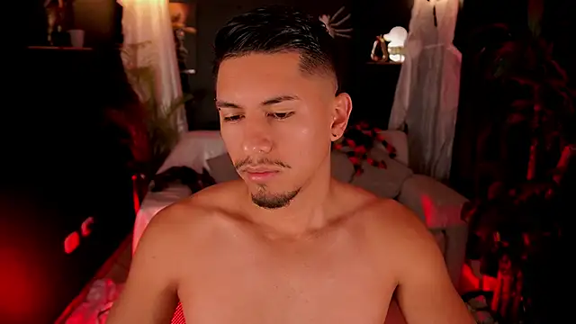 Snapshot of Aaronfox_x chatting on 2, 10, 2025 Aaronfox x online show from 2, 10, 2025