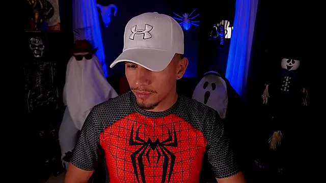 Snapshot of Aaronfox_x chatting on 14, 10, 2025 Aaronfox x online show from 14, 10, 2025