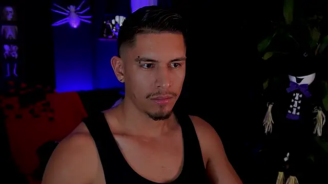 Snapshot of Aaronfox_x chatting on 21, 10, 2025 Aaronfox x online show from 21, 10, 2025