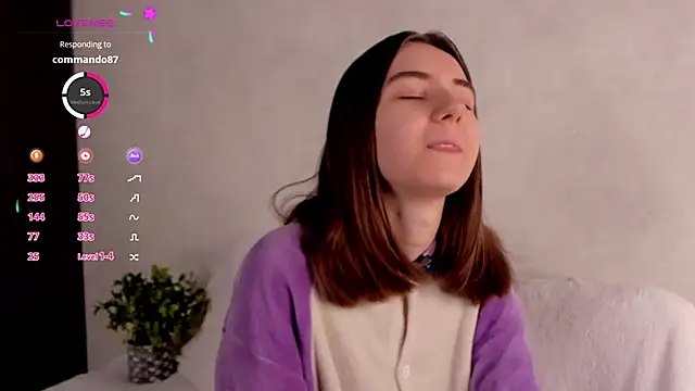 Snapshot of MeghanElson chatting on 28, 1, 2025 MeghanElson online show from 28, 1, 2025