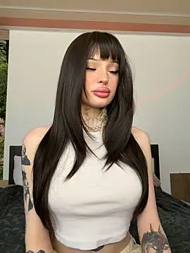 madelinexx online show from 6, 4, 2026