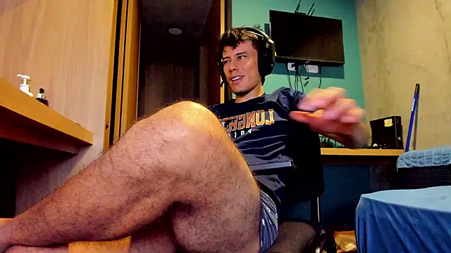Snapshot of Huge_latin_cock chatting on 11, 6, 2026 Huge latin cock online show from 11, 6, 2026