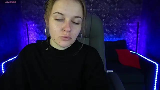 MaribelRiverr  online show from 13, 1, 2025