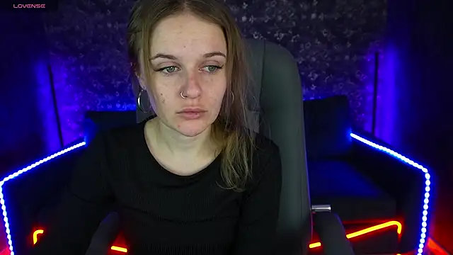 MaribelRiverr  online show from 28, 1, 2025