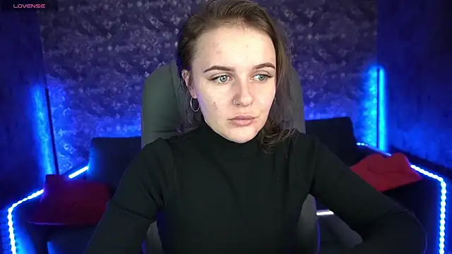 MaribelRiverr  online show from 3, 3, 2025