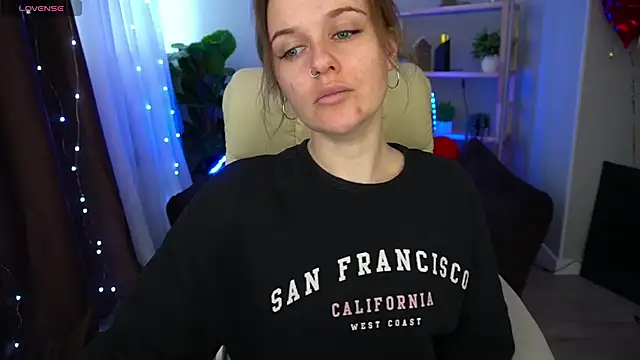 MaribelRiverr  online show from 12, 3, 2025