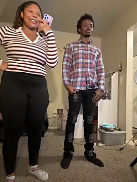 Snapshot of exotic__couple chatting on 7, 11, 2025 exotic couple online show from 7, 11, 2025