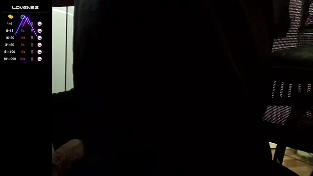 Snapshot of Big_And_ThickUK chatting on 14, 2, 2025 Big And ThickUK online show from 14, 2, 2025