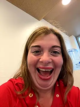 Snapshot of Lombada chatting on 26, 9, 2025 Lombada online show from 26, 9, 2025