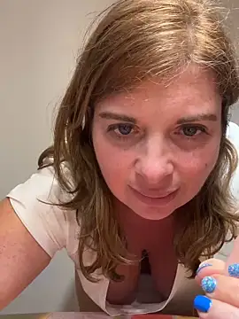 Snapshot of Lombada chatting on 13, 12, 2025 Lombada online show from 13, 12, 2025