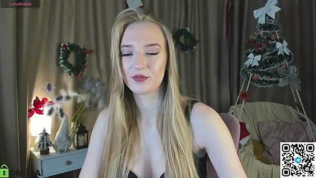 Snapshot of Stacy_River chatting on 2, 12, 2025 Stacy River online show from 2, 12, 2025