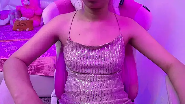 Snapshot of YourKusu chatting on 1, 3, 2025 YourKusu online show from 1, 3, 2025