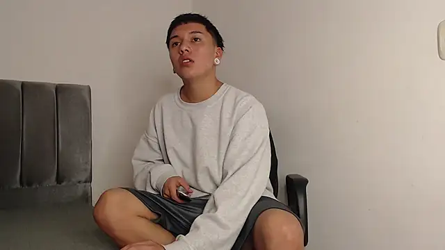 Snapshot of alex-lover chatting on 26, 2, 2025 alex-lover online show from 26, 2, 2025