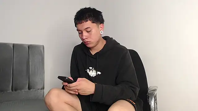 Snapshot of alex-lover chatting on 26, 11, 2025 alex-lover online show from 26, 11, 2025