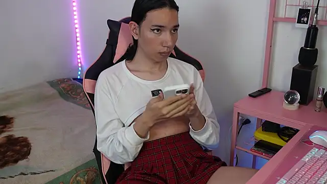 Flaream angel online show from 3, 1, 2025