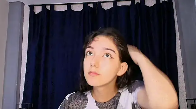 Snapshot of Marcelaa_fox chatting on 5, 12, 2024 Marcelaa fox online show from 5, 12, 2024