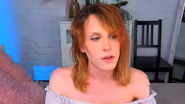 Snapshot of _yourFoxy_ chatting on 2, 7, 2026 yourFoxy online show from 2, 7, 2026