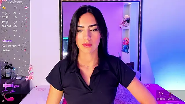 IsaValencia online show from 24, 1, 2025