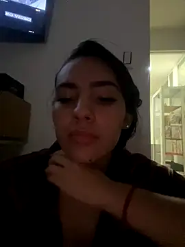 IsaValencia online show from 25, 9, 2025