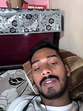 Snapshot of arppyyyxx chatting on 28, 10, 2025 arppyyyxx online show from 28, 10, 2025