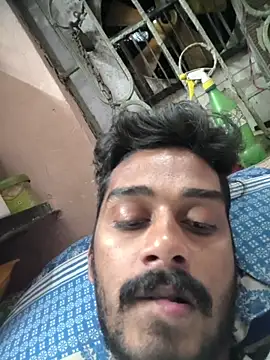 Snapshot of arppyyyxx chatting on 12, 11, 2025 arppyyyxx online show from 12, 11, 2025