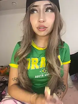 lunaapppp online show from 14, 4, 2026