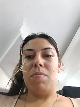 Snapshot of Sweel_Leyva18 chatting on 22, 6, 2026 Sweel Leyva18 online show from 22, 6, 2026