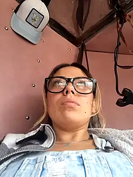 Snapshot of Sweel_Leyva18 chatting on 25, 6, 2026 Sweel Leyva18 online show from 25, 6, 2026