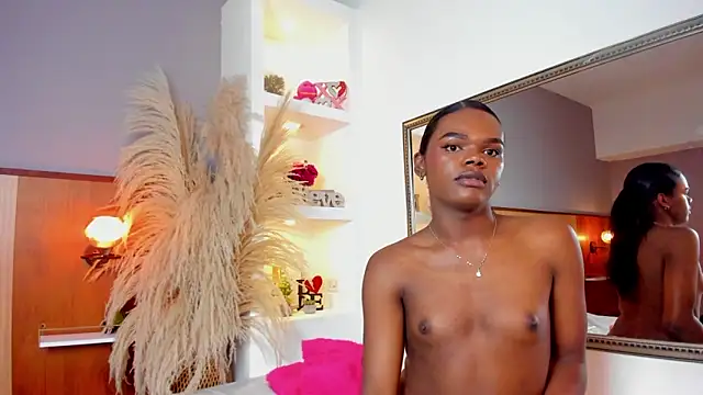 CamiEstrada online show from 6, 3, 2025