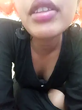 Snapshot of ks536191 chatting on 1, 2, 2025 ks536191 online show from 1, 2, 2025