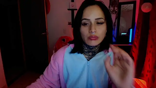 TinnaDawsom online show from 6, 10, 2025