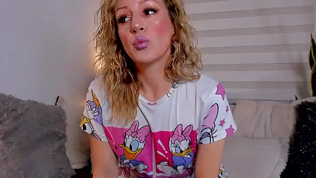 Snapshot of Sammykatt chatting on 29, 9, 2025 Sammykatt online show from 29, 9, 2025