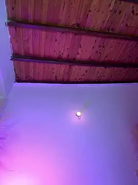 LylaLee111 online show from 15, 2, 2025