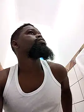 Snapshot of Chocolate_factory_man chatting on 18, 11, 2025 Chocolate factory man online show from 18, 11, 2025