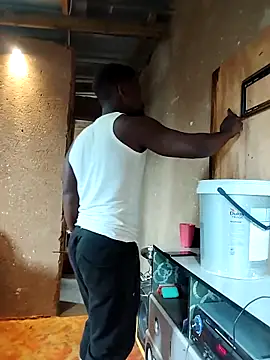 Snapshot of Chocolate_factory_man chatting on 24, 11, 2025 Chocolate factory man online show from 24, 11, 2025