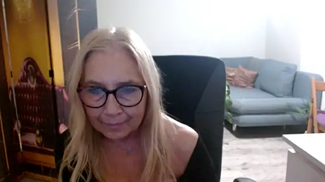 sofia xkiss online show from 16, 11, 2025