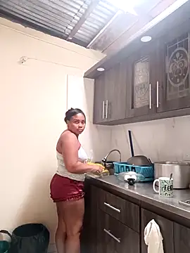 Snapshot of NicolVilla chatting on 21, 11, 2025 NicolVilla online show from 21, 11, 2025