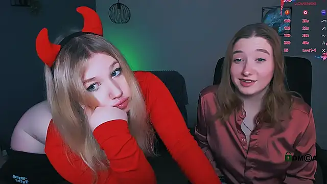 Snapshot of juli_kisss chatting on 1, 2, 2025 juli kisss online show from 1, 2, 2025