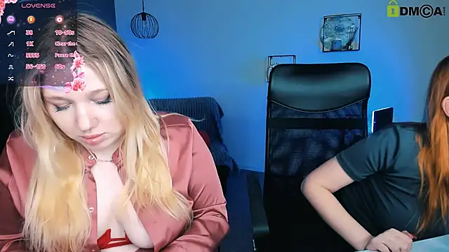 Snapshot of juli_kisss chatting on 9, 3, 2025 juli kisss online show from 9, 3, 2025