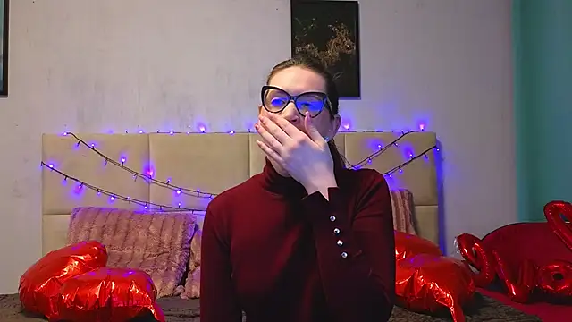 Snapshot of SweetScribe chatting on 4, 3, 2025 SweetScribe online show from 4, 3, 2025