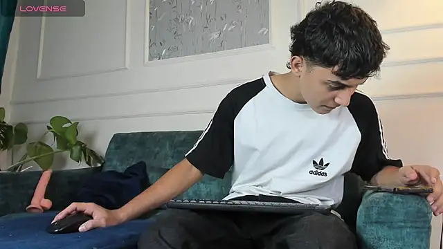 Austin Cardieff online show from 20, 3, 2025