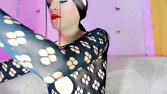 Snapshot of TatiGil chatting on 30, 6, 2026 TatiGil online show from 30, 6, 2026