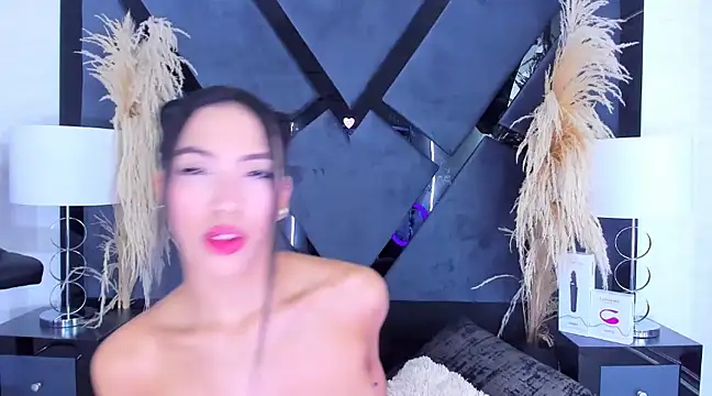 KylieWhite online show from 23, 2, 2025