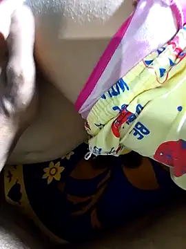 Snapshot of hotbaby_5 chatting on 21, 12, 2024 hotbaby 5 online show from 21, 12, 2024