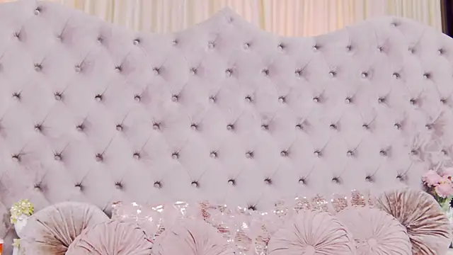 PenelopeLynnx online show from 5, 2, 2026