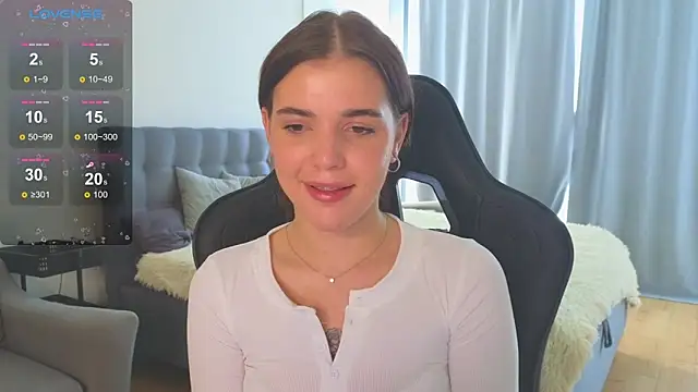 Snapshot of adrianawow1 chatting on 4, 10, 2025 adrianawow1 online show from 4, 10, 2025