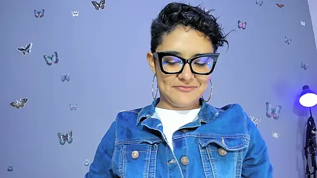 Snapshot of Kaira_mosse chatting on 17, 10, 2025 Kaira mosse online show from 17, 10, 2025