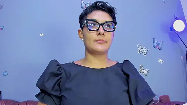 Kaira mosse online show from 30, 11, 2025