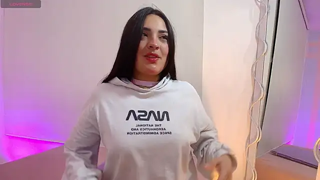 Snapshot of Brendda_tay chatting on 14, 3, 2025 Brendda tay online show from 14, 3, 2025